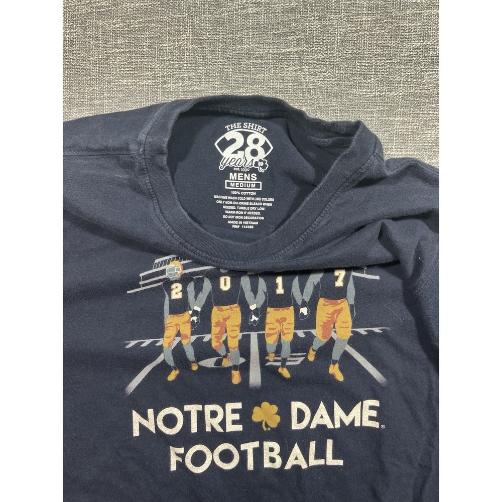 The Shirt Notre Dame Fighting Irish Football T-Shirt Men's M Navy/Gold 2017 - Picture 2 of 8